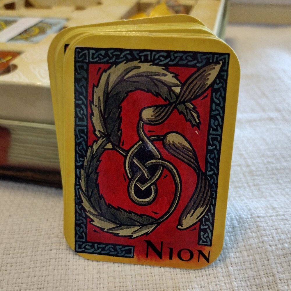 Celtic Oracle Boxed Set - Picture 13 of 14